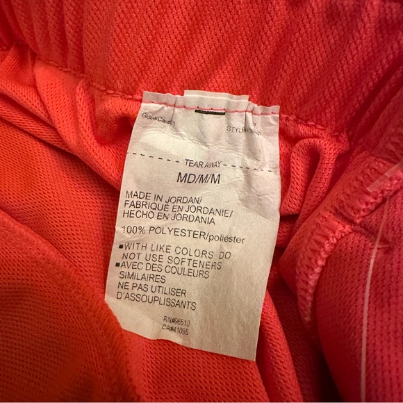 Under Armour Women's Play Up 3.0 Tri-Color Shorts Size M - Picture 10 of 13